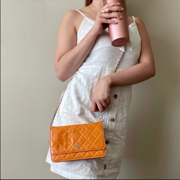 Authentic Chanel Wallet on Chain - Picture 4 of 10